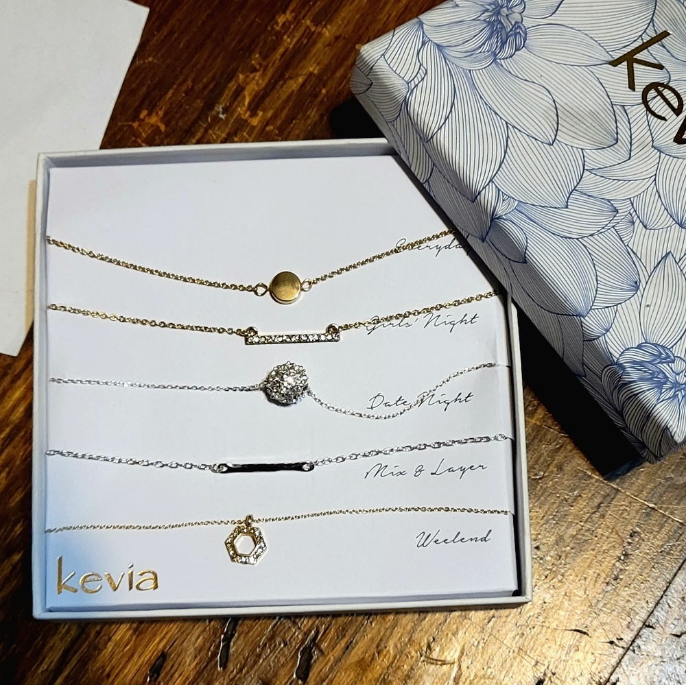 Kevia Frederick 5 piece necklace set